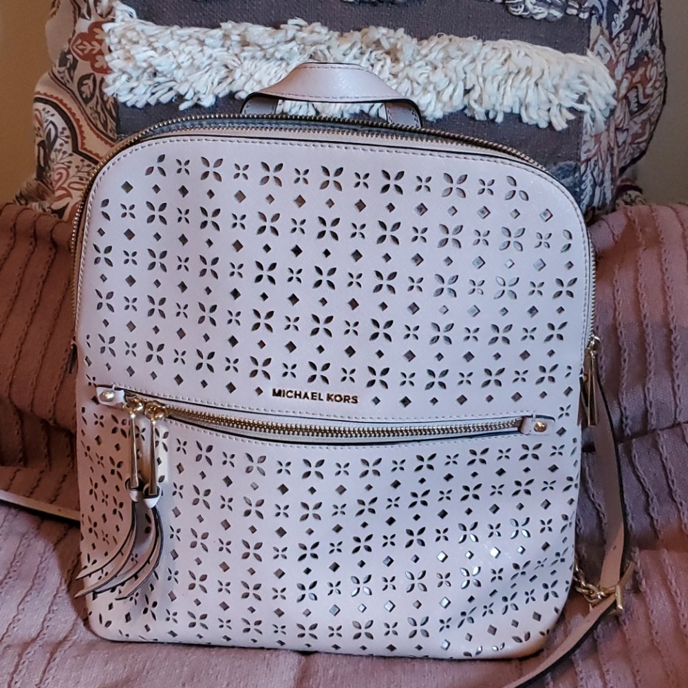 Michael Kors Rhea Leather Zip Soft Pink Backpack